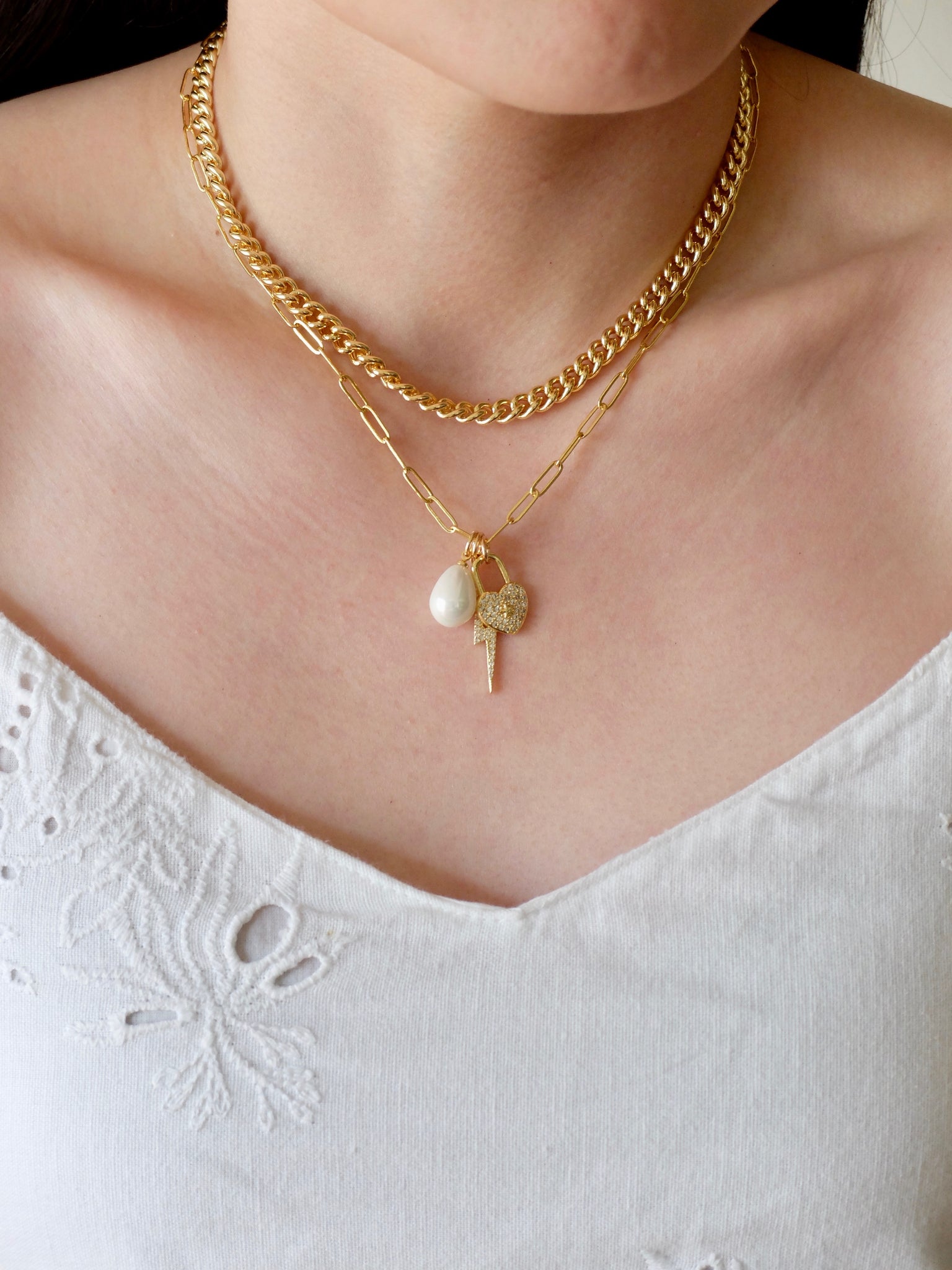 Padlock Gold Paperclip Chain Necklace – MIKUKUMI