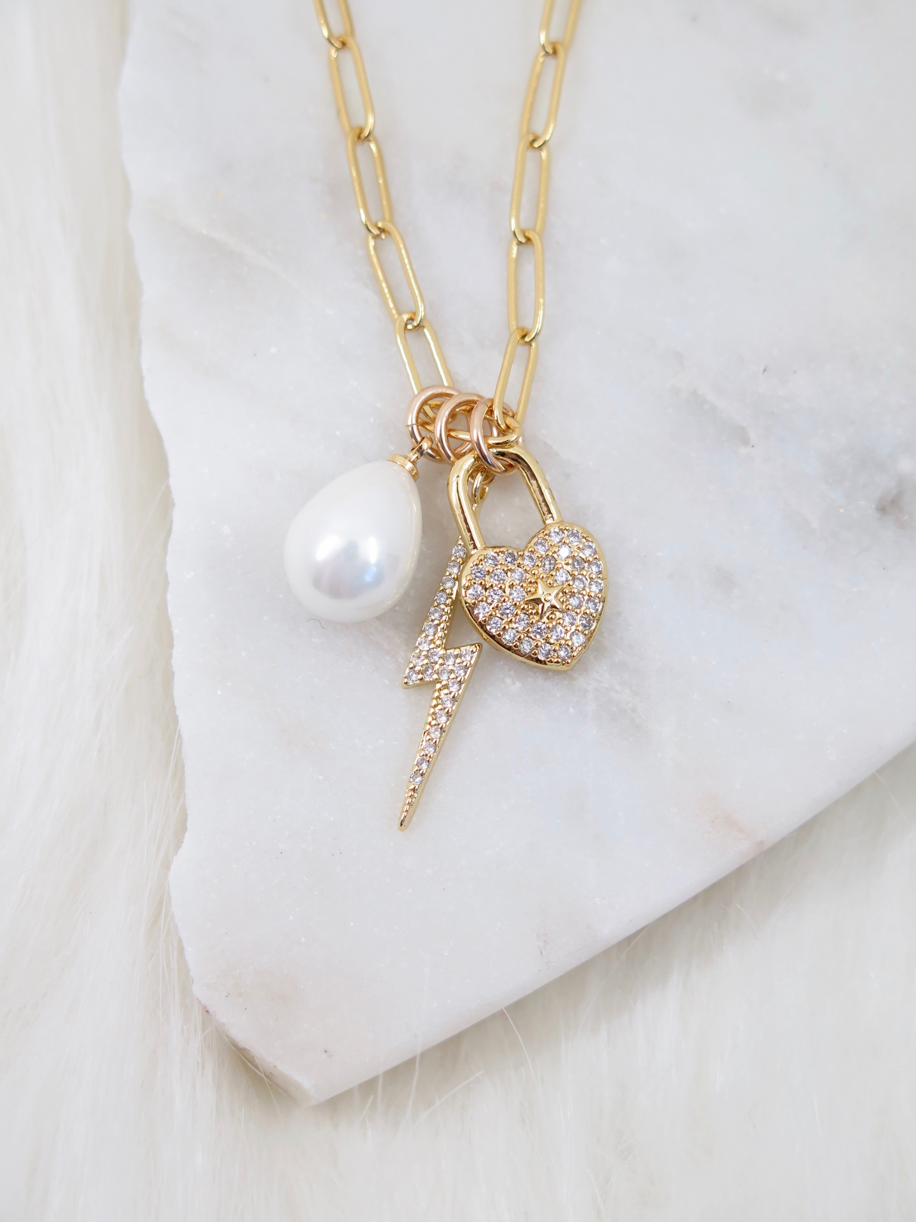 Pearl Padlock Necklace – MIKUKUMI