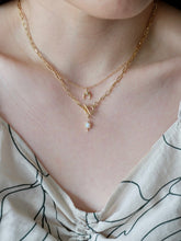 Load image into Gallery viewer, North Star Opal Paperclip Chain Necklace
