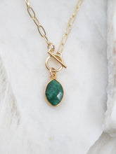 Load image into Gallery viewer, Emerald Gold Paperclip Chain Necklace
