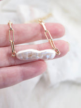 Load image into Gallery viewer, Long Pearl Paperclip Chain Necklace
